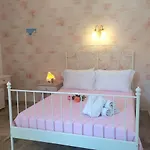 埃莱安娜一室公寓酒店 公寓式酒店 4*