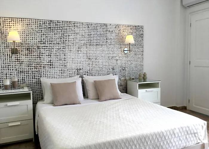 Aparthotel Eleana 4*