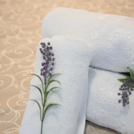 Hotel apartamentowy Eleana Ambelas