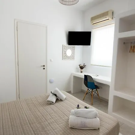 Hotel apartamentowy Eleana Ambelas