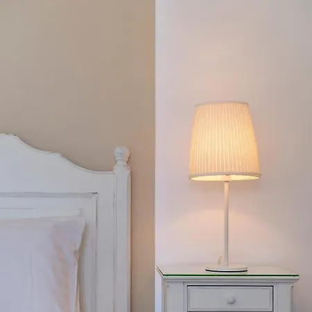 Hotel apartamentowy Eleana Ambelas