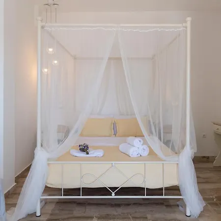 Eleana Aparthotel 4*