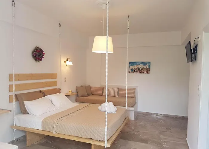 Eleana Lejlighedshotel Ampelas